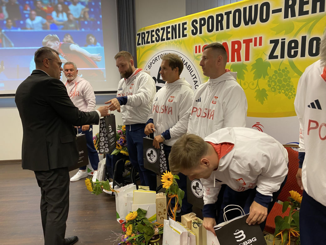 Paraolimpijczycy wrócili do Zielonej Góry. Sportowcy docenieni niczym bohaterowie