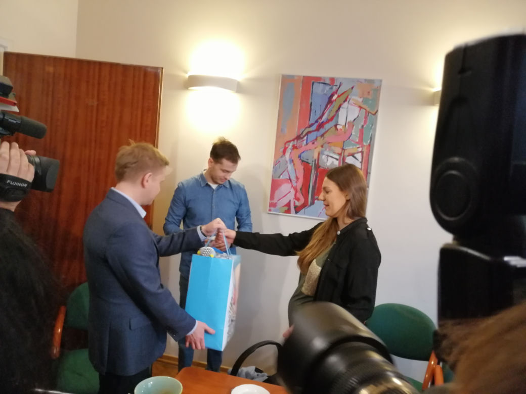 Tak wygląda GIGANTYCZNY bobas urodzony w Poznaniu