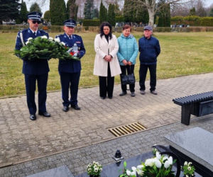 Trzech policjantów zginęło od kul strażnika więziennego