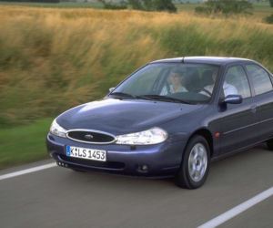 Ford Mondeo Sedan