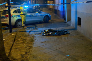 Tragedia w Warszawie. Wyszedł na oblodzony balkon, poślizgnął się i spadł. Nie żyje