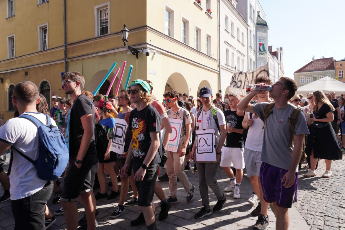 Igry 2024. Barwny korowód studentów przeszedł ulicami Gliwic