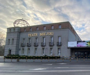 Ogłoszenie o pracę rozpętało dyskusję. Teatr tłumaczy kryteria naboru