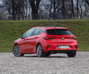 Opel Astra 1.6 Turbo 200 KM M6 Elite