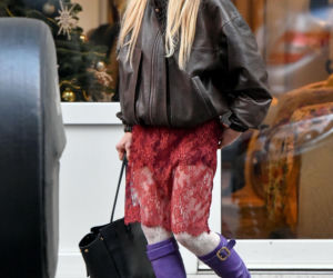 Monika Olejnik weszła w spódnicy, wyszła bez