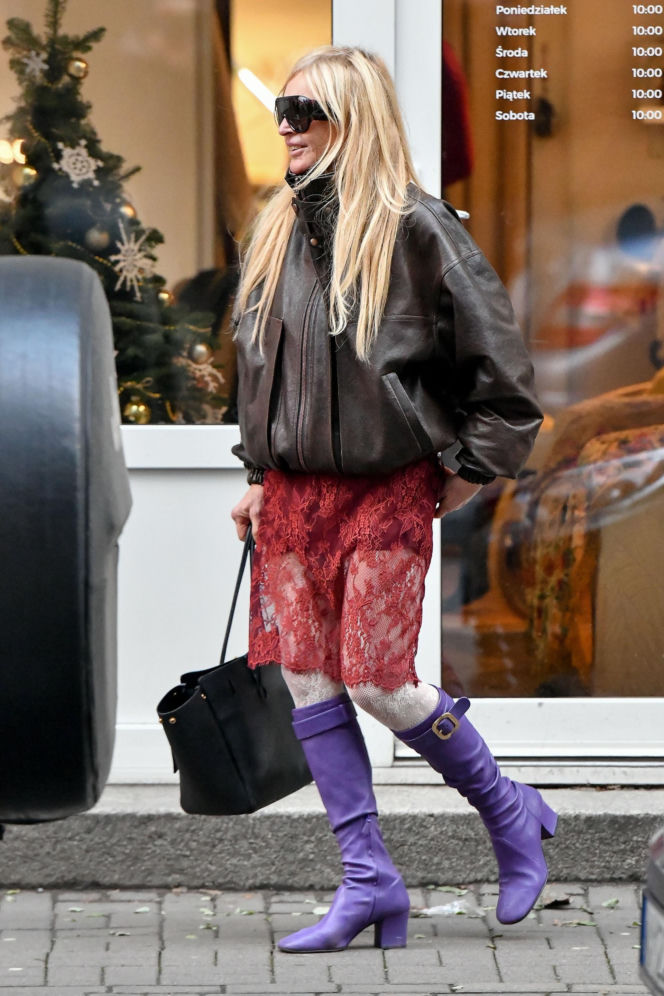 Monika Olejnik weszła w spódnicy, wyszła bez