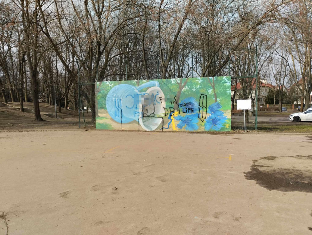 Mural w Parku Szczęśliwickim zniszczony