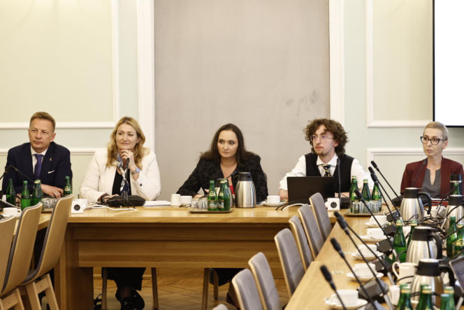 Dymińscy szukają syna już trzeci rok. Ślad urywa się na moście w Warszawie