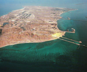 Bitwa o wyspę Chark? USA rozważają desant, a Iran zamienia ją w fortecę