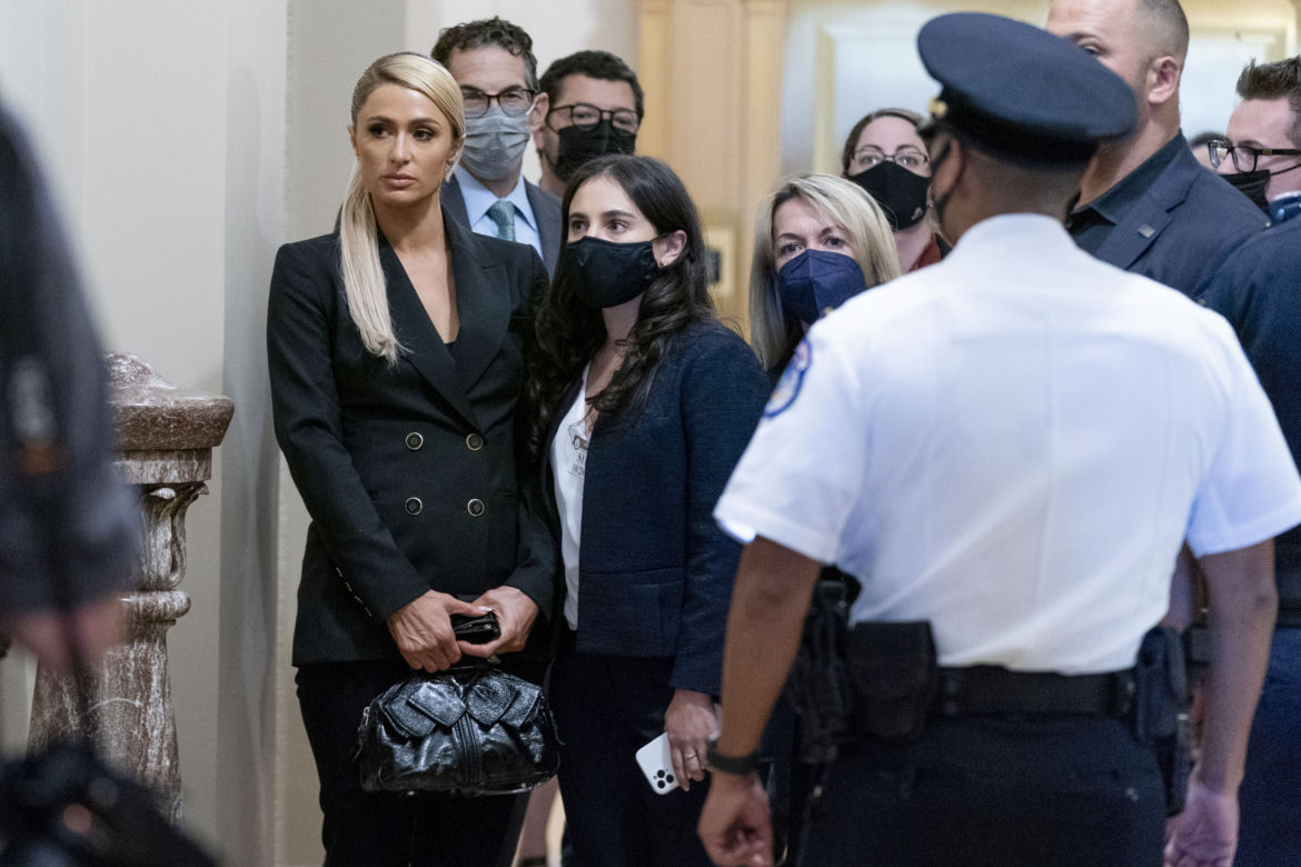 Paris Hilton wyszła za mąż! Zobacz jak się zmieniała