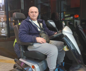 Igor przez wojnę stracił wszystko. „Sprzedam motor, by mieć na jedzenie”