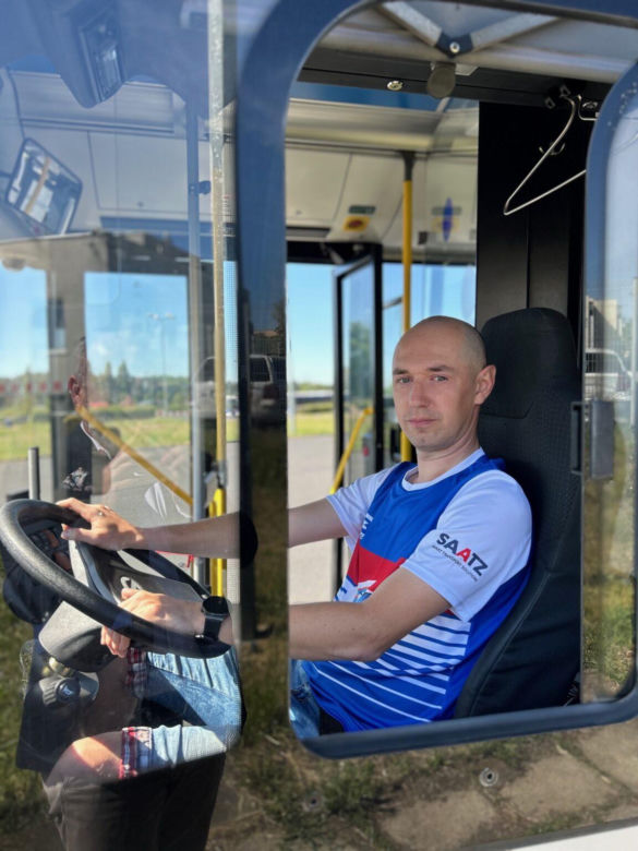Bydgoszczanin najlepszym kierowcą autobusu! Szymon Kornacki został mistrzem Polski Kierowców Zawodowych