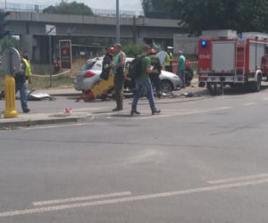 Wypadek w Bytomiu! Samochód wjechał czołowo w motocyklistę, są ranni!
