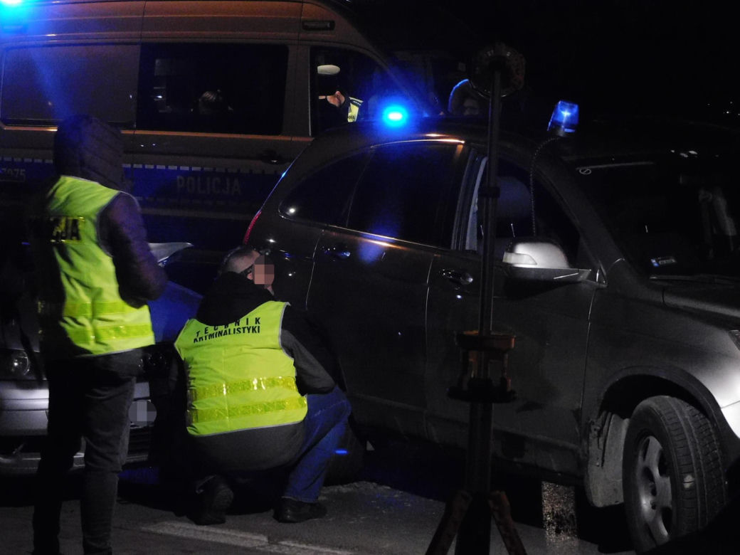 Warszawa. Strzelanina na Białołęce. Trzech mężczyzn z audi zatrzymanych pod pościgu [ZDJĘCIA].