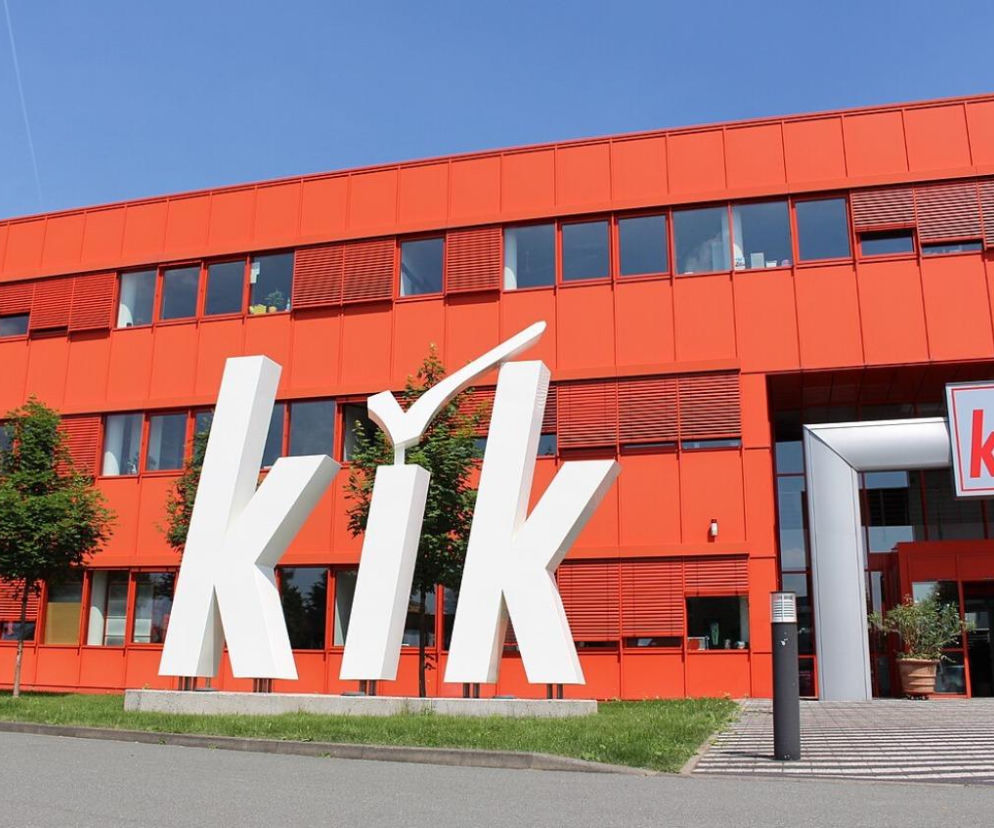 Główny Inspektorat Sanitarny wycofuje szklanki z KiK. Wykryto ołów i kadm