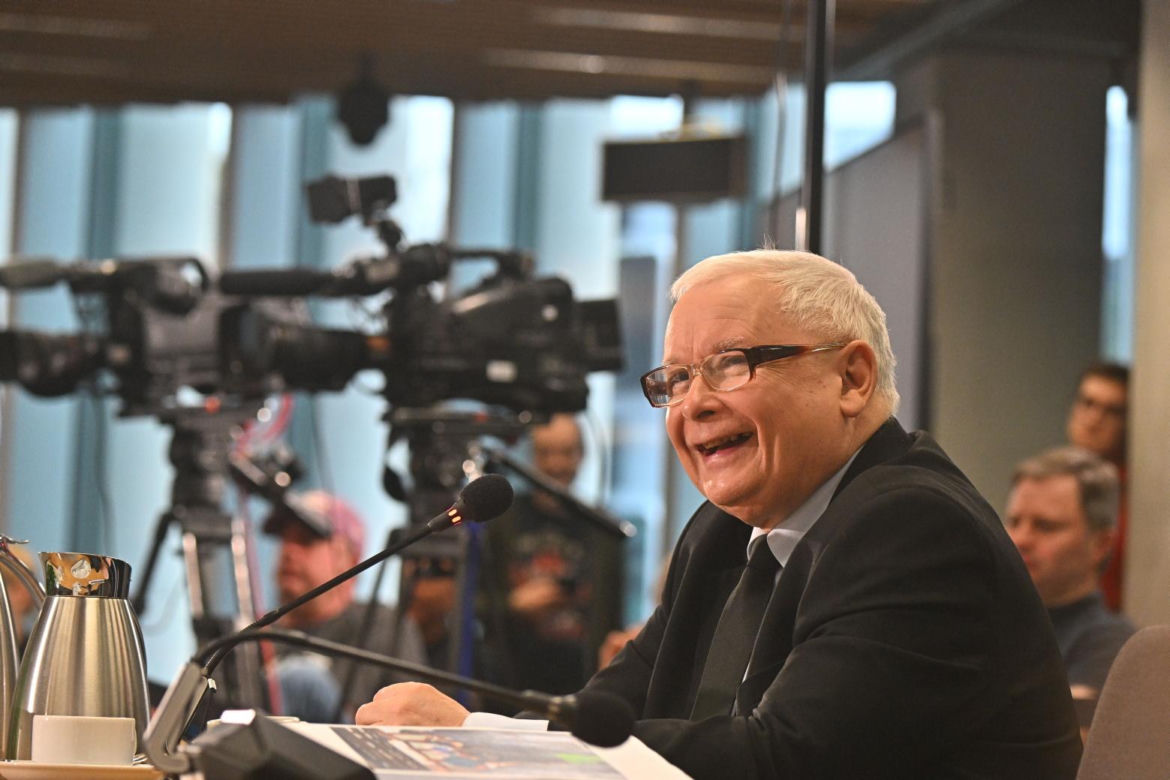 Jarosław Kaczyński zeznaje przed komisją śledcza ds. Pegasusa