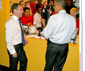 Obama zabrał Miedwiediewa na hamburgery
