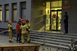 Przyniósł kopertę z białym proszkiem do komisariatu w centrum Warszawy