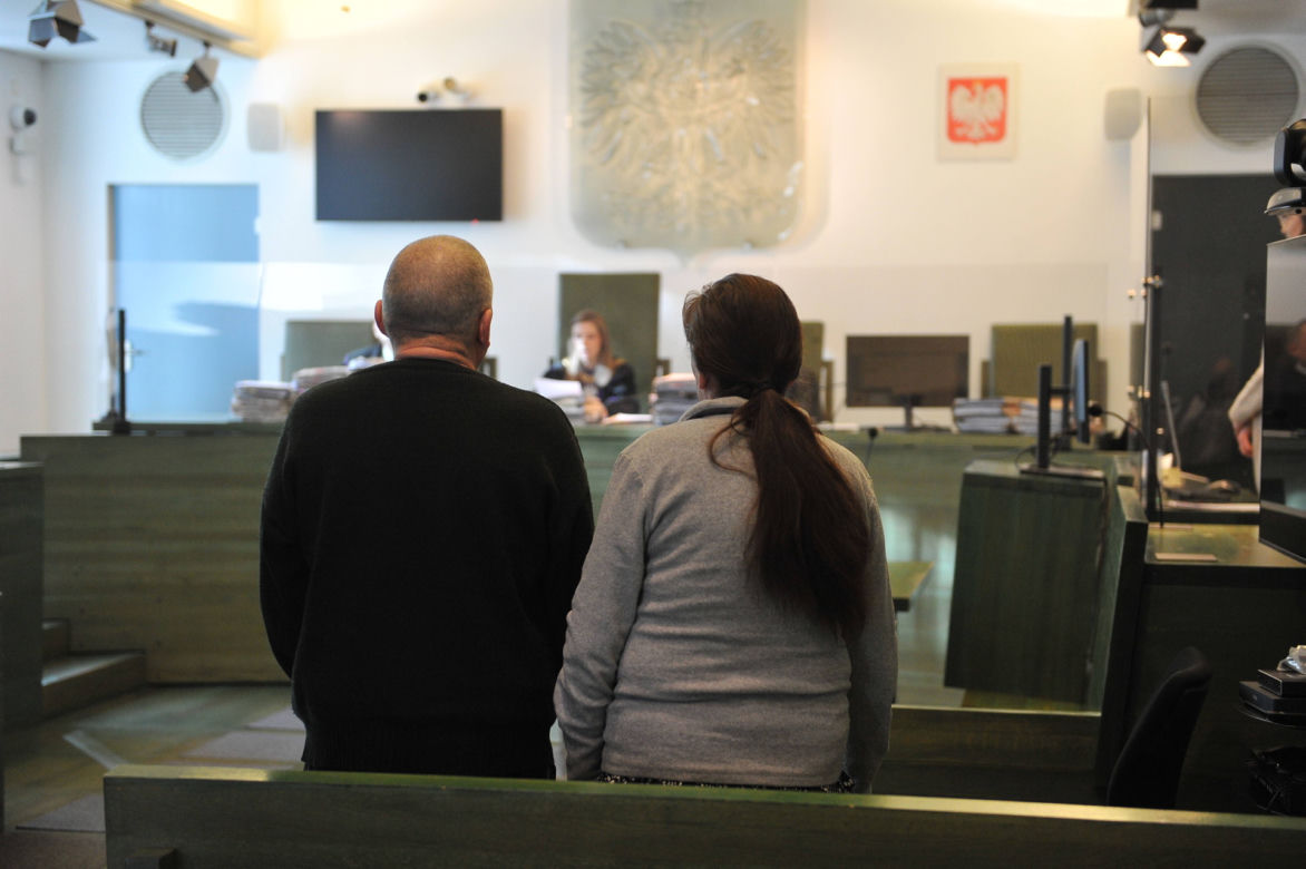 Piotr M. chciał wysadzić się przed komisariatem. Sędzia zmniejszyła mu wyrok 