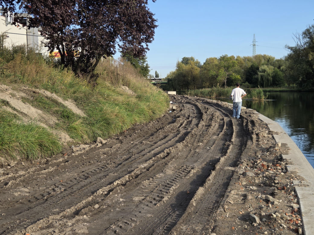 Tak zmieniają się bulwary nad Brdą. Trwa rewitalizacja nabrzeża w Bydgoszczy