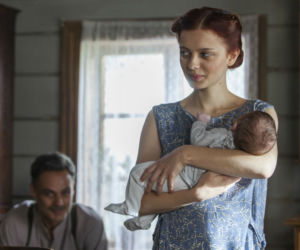 Stulecie Winnych 2 sezon, odc. 20: Ania (Weronika Humaj) z synem Michałem, Stanisław (Jan Wieczorkowski)