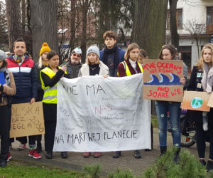 Nowy Sącz: Młodzi mają DOŚĆ i wyszli na ulice. Skierowali żądania do polityków