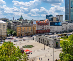 Południowa pierzeja Alej Jerozolimskich w centrum Warszawy