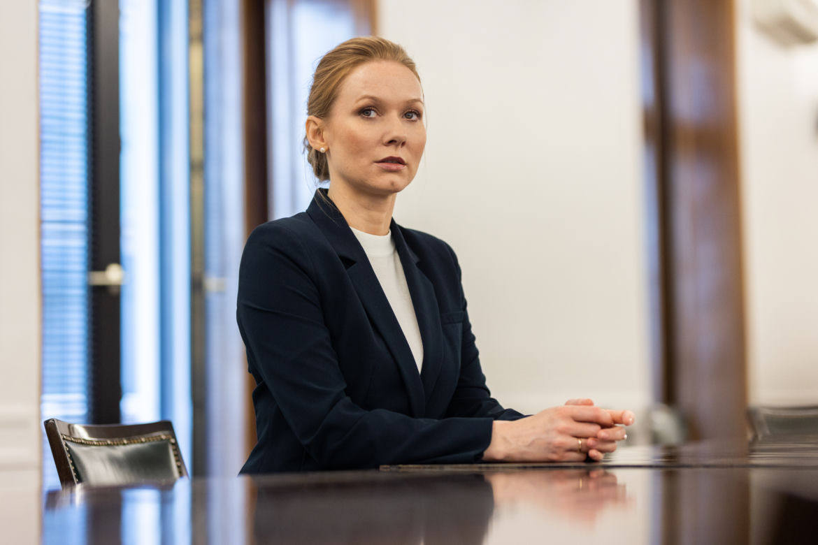Wotum nieufności, odcinek 1: Daria Seyda (Katarzyna Dąbrowska)