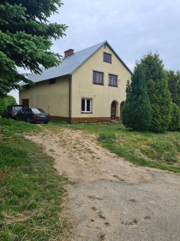 Koniec procesu 15-latka, który zamordował ojca znęcającego się nad rodzina