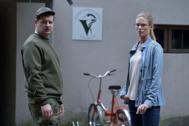 Blondynka 2 sezon. Sylwia (Julia Pietrucha), Michał (Krzysztof Pluskota)