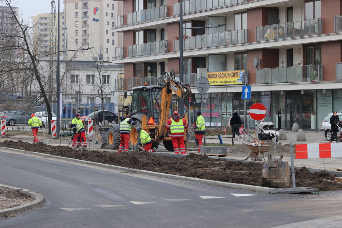 Przebudowa ulicy Sokratesa ciągnie się jak krew z nosa. Mieszkańcy są wściekli 