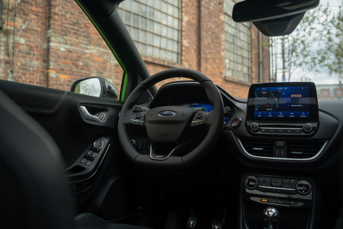 Ford Puma ST X (2021)