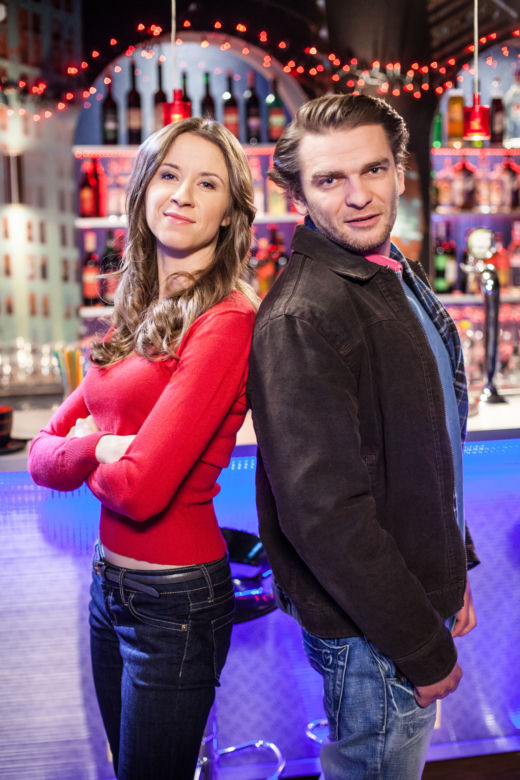 Pierwsza miłość. Beata (Katarzyna Ankudowicz), Filip (Jakub Mazurek)
