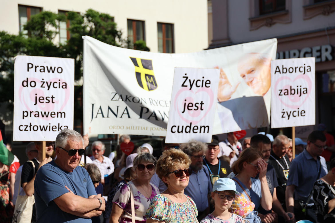 Marsz dla Życia i Rodziny 2024 w Dzień Matki przeszedł przez centrum Lublina