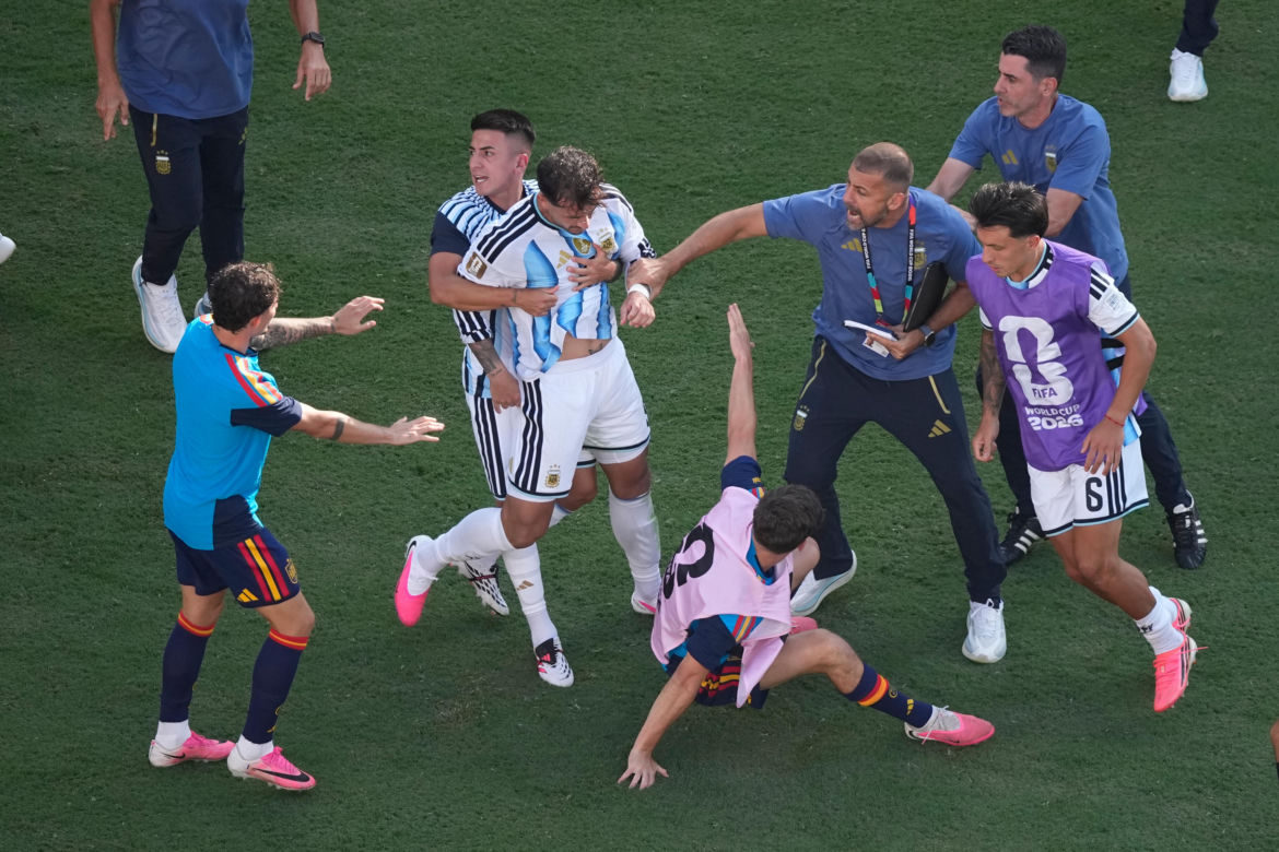 Awantura po finale MŚ Hiszpania - Argentyna