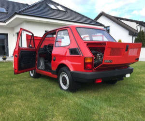 Prawie nowy Fiat 126p na sprzedaż. „Maluch” za 150 tys. zł