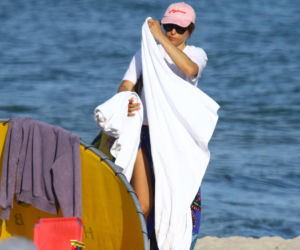 Anna Czartoryska-Niemczycka na plaży