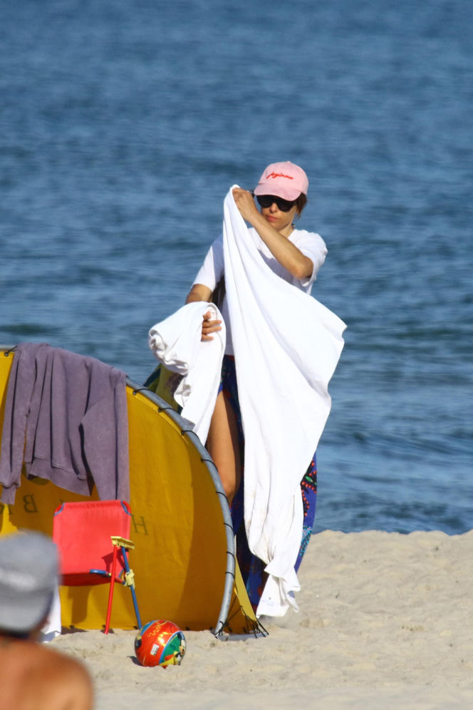 Anna Czartoryska-Niemczycka na plaży