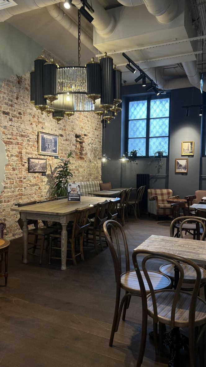Nowa kawiarnia na mapie Gdańska. Green Caffè Nero postawiło na historię, rzemiosło i jesienne smaki