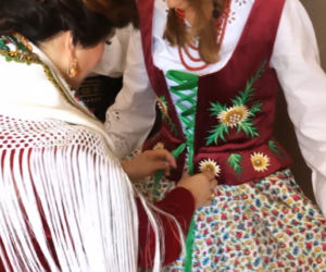 Górniak niosła różaniec