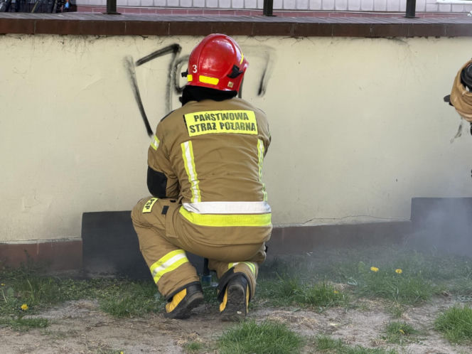 Pożar garażu podziemnego