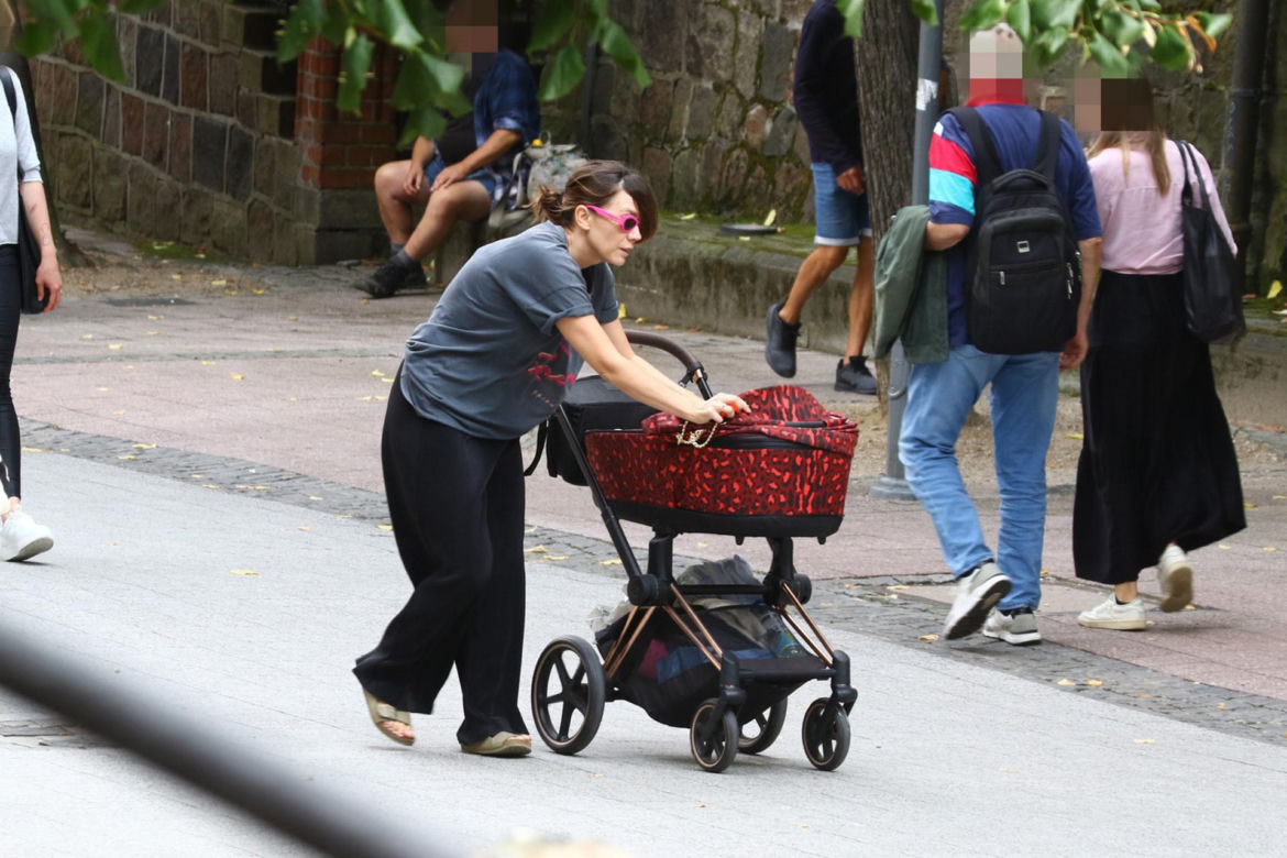Olga Bołądź zakochana mama