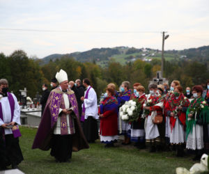 Męcina pożegnała swojego proboszcza Antoniego Pisia, który zmarł na koronowirusa