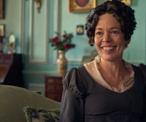 Olivia Colman jako pani Bennet