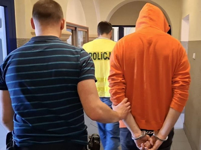 Szaleńczo zakochany 22-latek wpadł po uszy