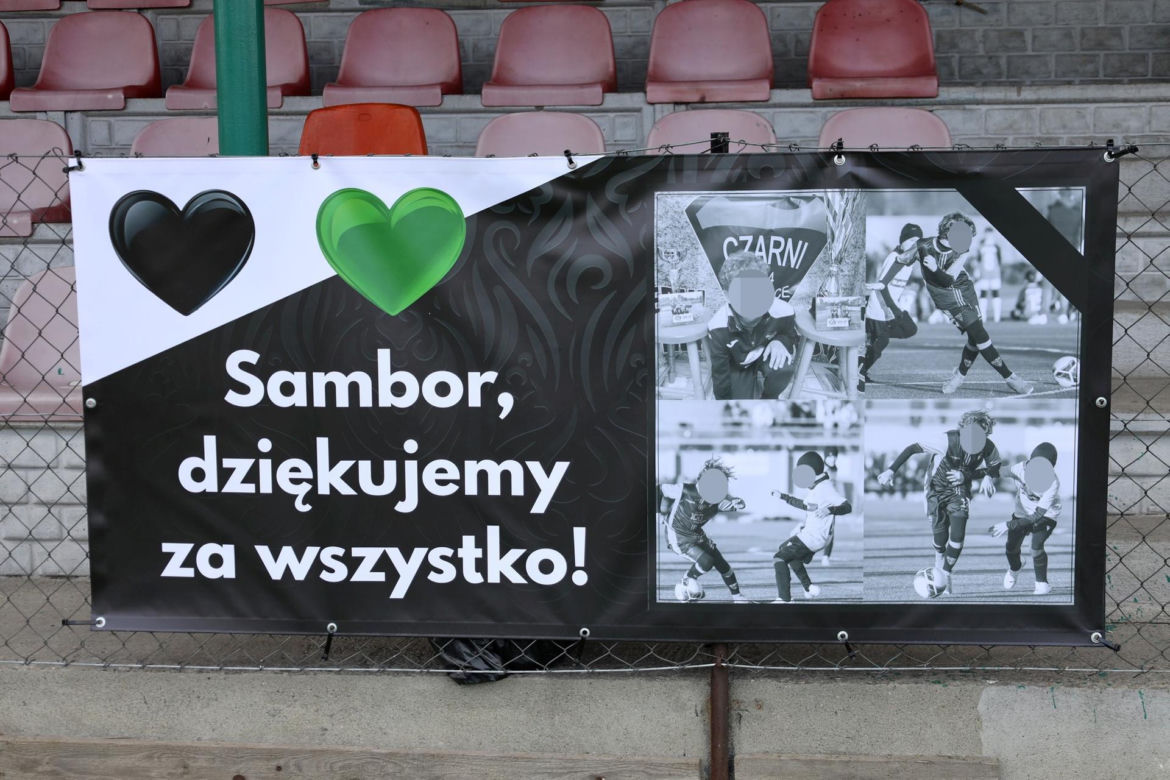 12-letni Sambor zobaczył kolegów po drugiej stronie ulicy, skręcił rowerem wprost pod auto