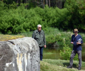 Sensacje XX wieku w Nowogrodzie. Wołoszański kręcił dokument na Podlasiu [ZDJĘCIA]