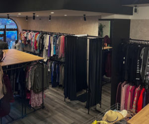 Wiosenne odświeżenie szafy? Stwórz swój wymarzony look w Zielonym Manekinie!