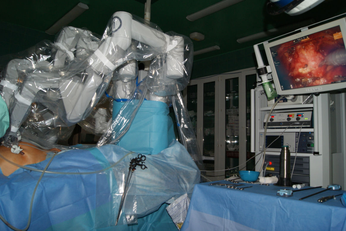 W Bydgoszczy po raz pierwszy użyto robota Da Vinci