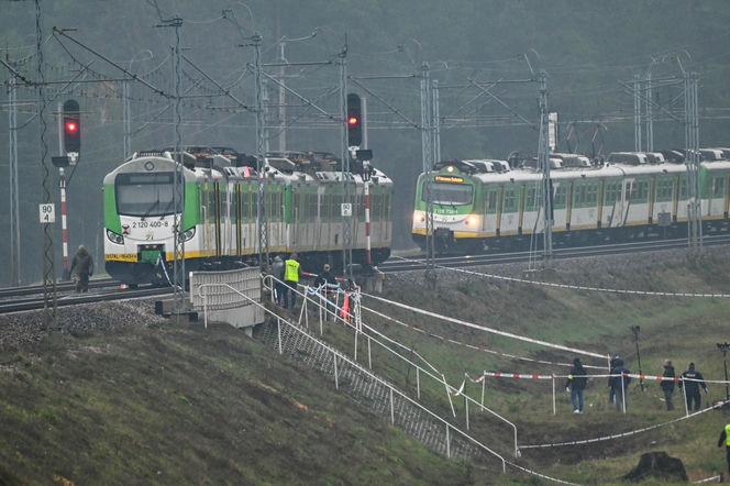 Uszkodzone linie kolejowe pod Dęblinem i w Puławach